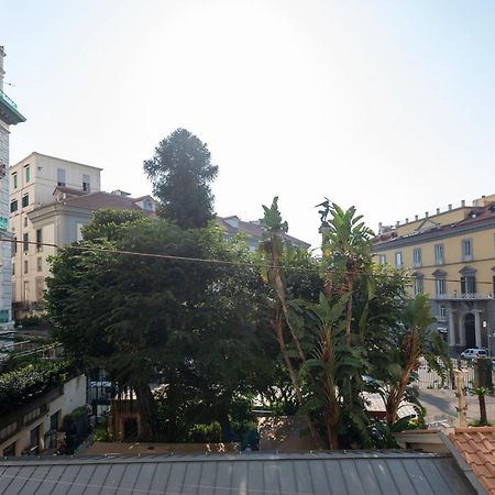 Well Suites - Piazza Dei Martiri Nápoles Exterior foto