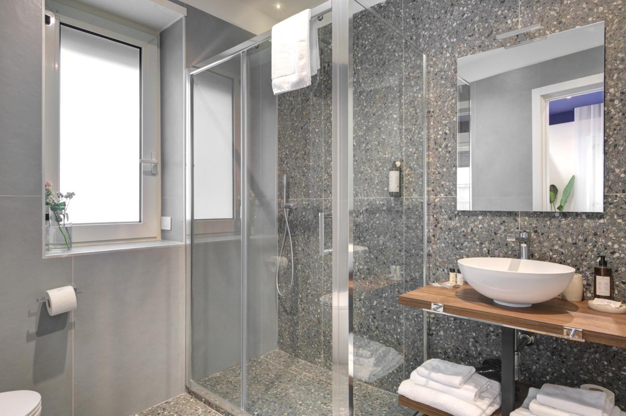 Well Suites - Piazza Dei Martiri Nápoles Exterior foto