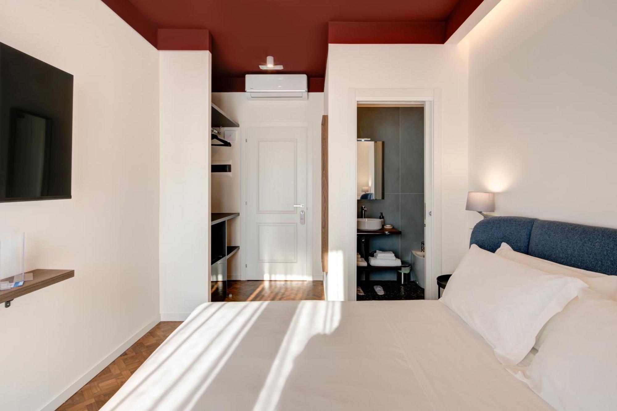 Well Suites - Piazza Dei Martiri Nápoles Exterior foto